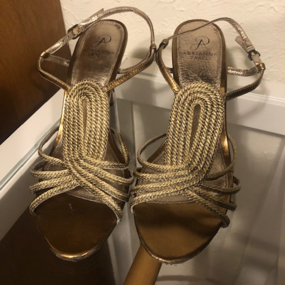 Adrianna Papell Gold Metallic Evening Sandals 10